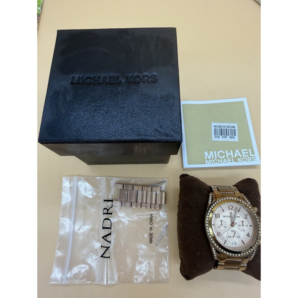 Michael Kors MK5263 Rose Gold Crystal Chronograph Watch Box Links UNTESTED